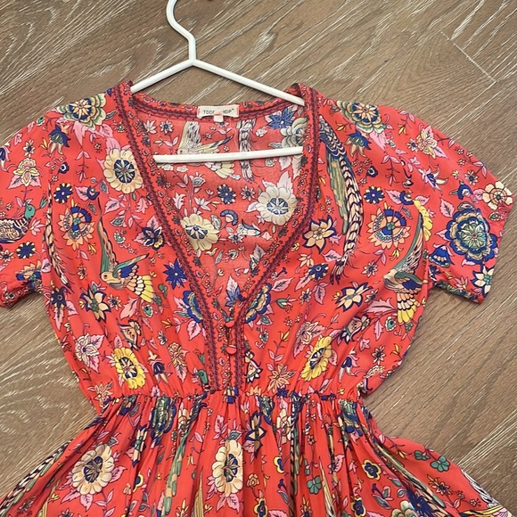 Flowy party dress. Flower pattern. - Picture 2 of 6
